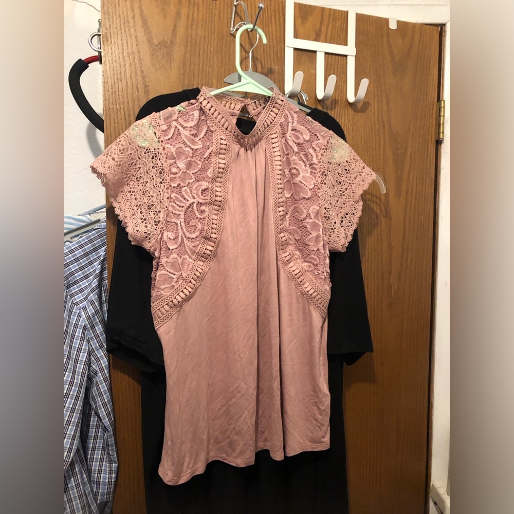 Cable & Gauge Pink Lace Blouse- 44A $30 or $25 w/offer